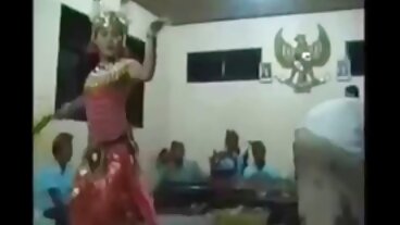 منہ میں فلم کے ساتھ کشش Bianka Fromour